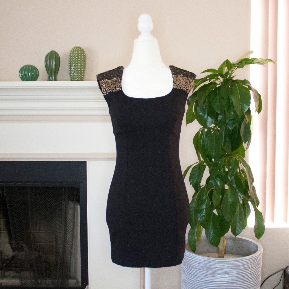 GUESS Sequin Shoulder BodyCon Dress